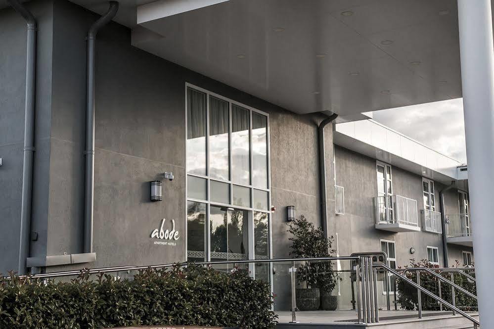 Abode Narrabundah Hotel Canberra Exterior photo